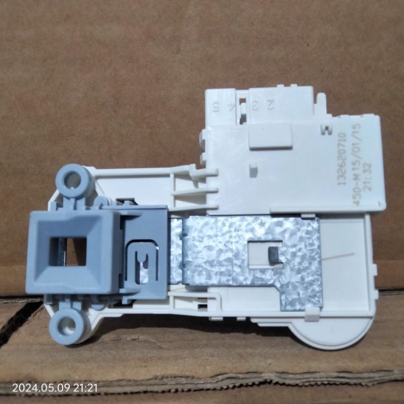DOOR LOCK MESIN CUCI ELECTROLUX EWF 10932