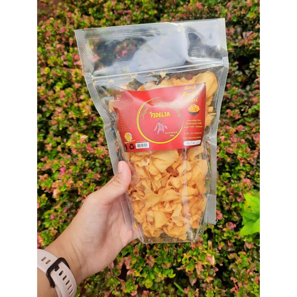

Kripik Singkong Kriting Fidelia 135g FIDELIA SNACKh