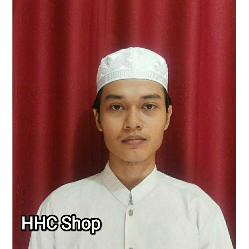 Peci HaJI Putih Bordir/Peci Putih Madinah Bugis Bordir/ Peci Putih Buat sholat Pria/Peci Madinah Ori