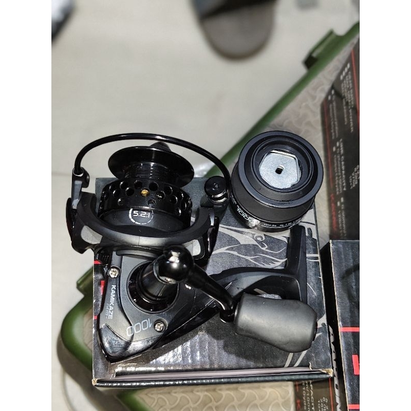reel pancing kamikaze aaron II 1000 2000 3000 power handel doubel spool black colour