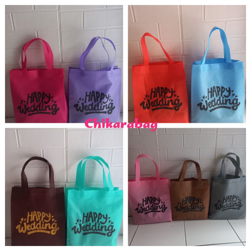 

TAS SPUNBOND HANDLE BAG EDISI WEDDING/ PERNIKAHAN UKURAN 25X35X8