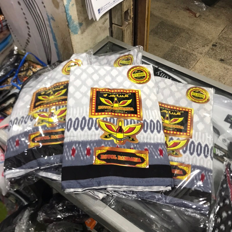 SARUNG GOYOR BOTOL BANDARIA SARUNG PRINTING PUTIH DAN HITAM /SARUNG DEWASA