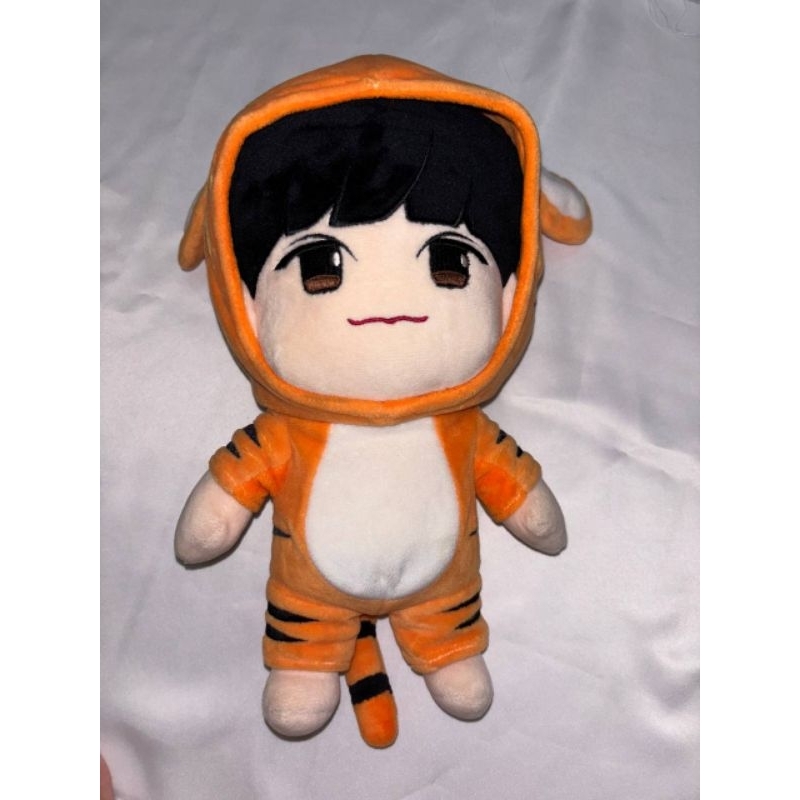 BTOB MINHYUK DOLL 30CM