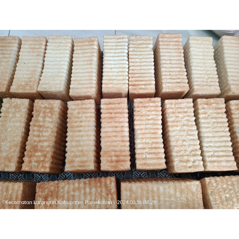 

ROTI BAKAR BANDUNG KASINO | ORIGINAL TASTE ( UKURAN 20X8X8 )