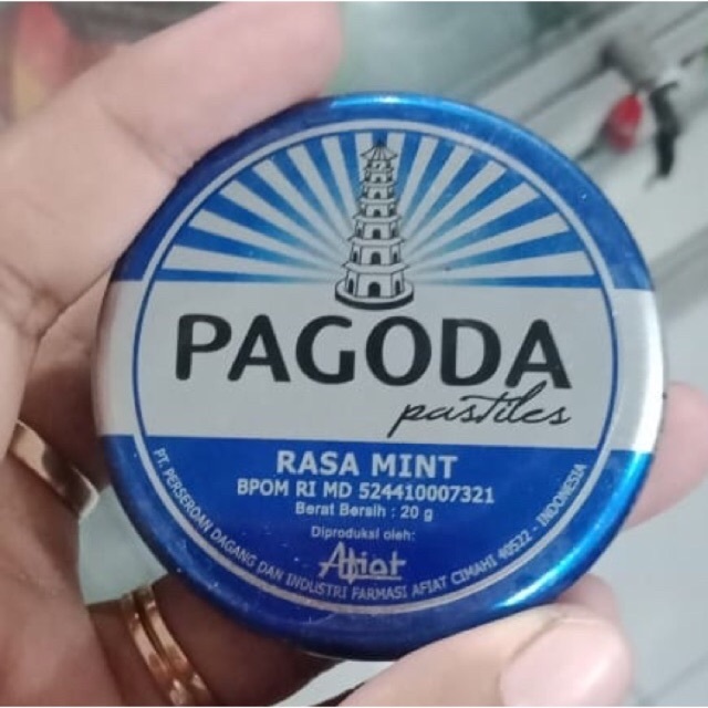 

Permen Pagoda Pastiles Mint Biru Original - Permen pelega tenggorokan