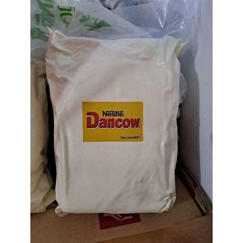 

Susu Bubuk Dancow Fullcream Kemasan 900 gram