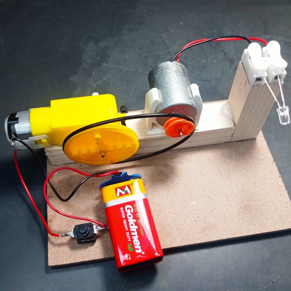 LTq GM3 GENERATOR MINI UNTUK EDUKASI  MINI GENERATOR  DINAMO GENERATOR  MENGUBAH ENERGI GERAK MENJAD