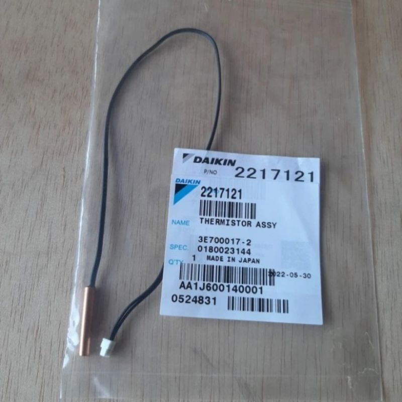 Thermistor coil indoor AC Daikin Thailand original type
FTC15NV14
FTC20NV14
FTC25NV14
FTC35NV14

Pro