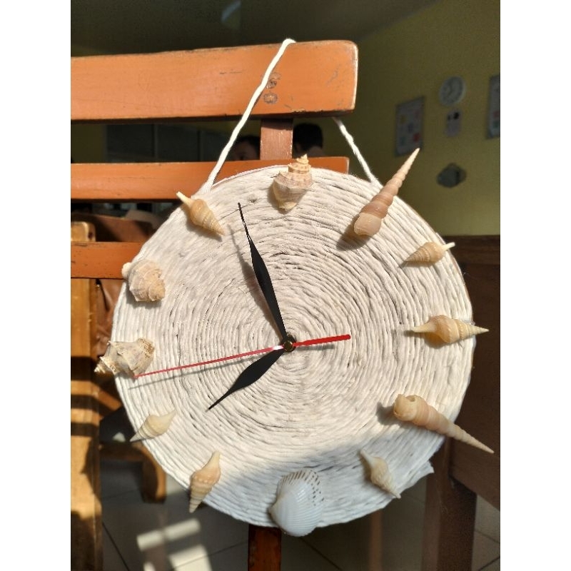 JAM DINDING HIAS KERANG