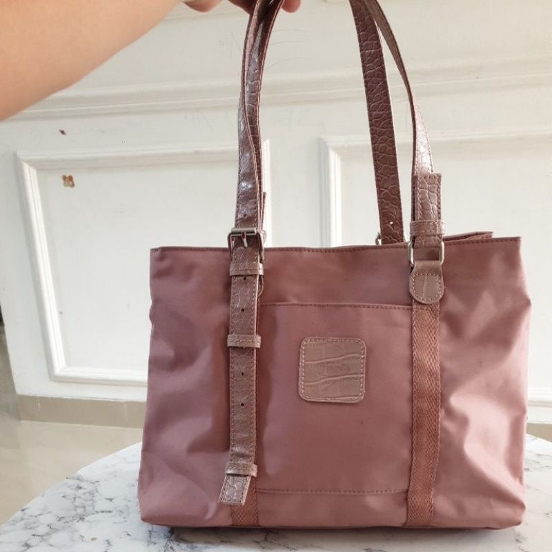 Tas Preloved Totebag Brics