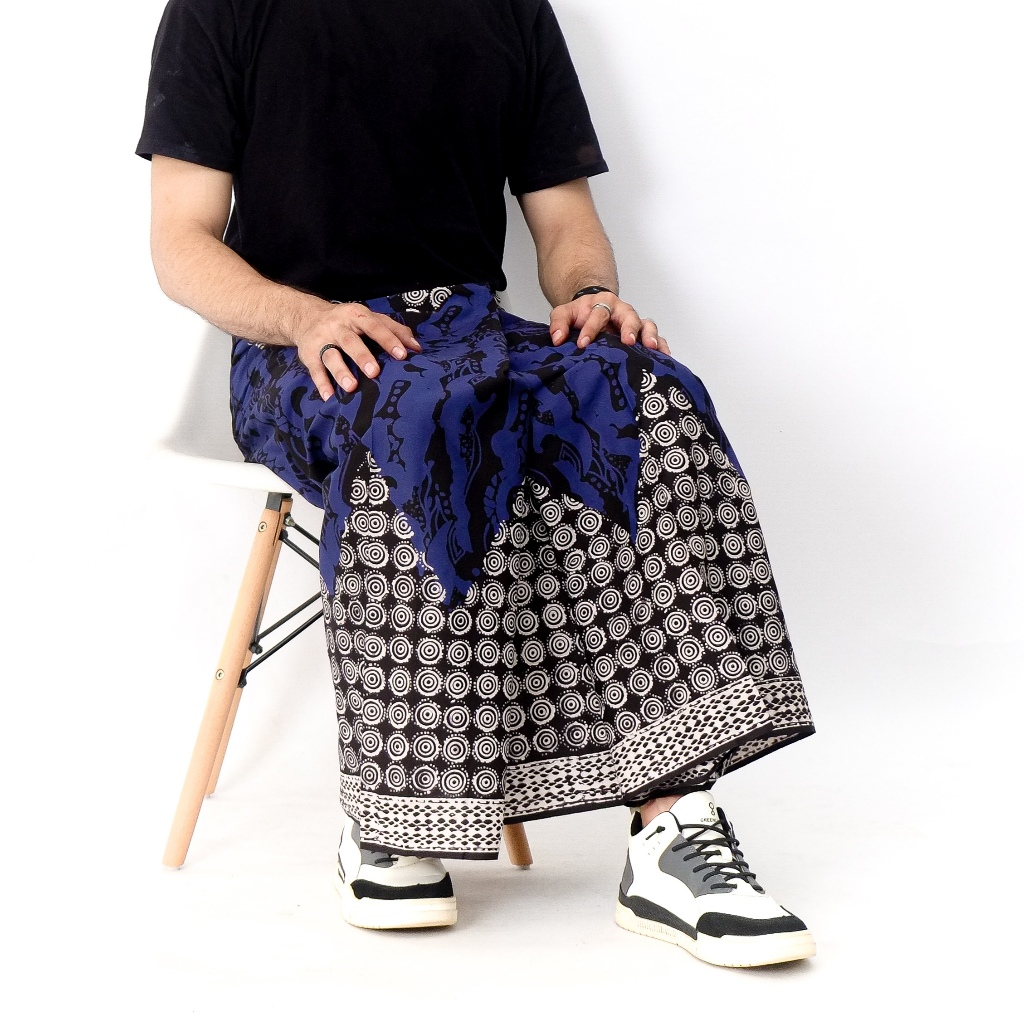 Sarung Pria Batik Elrumi Motif Abstrak Lingkar Putih Biru
