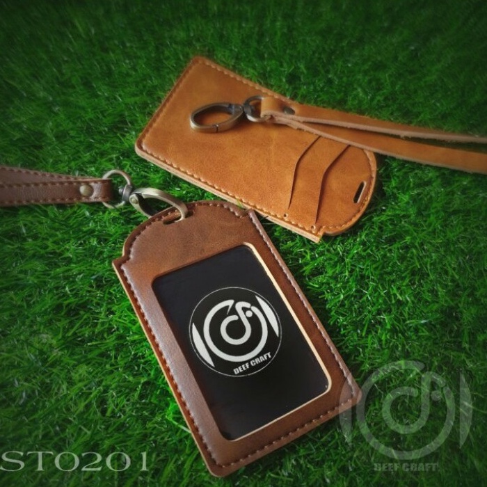 

KODE S93T ST21 Id card holder name tag kulit ID Card holder standar 2 slot