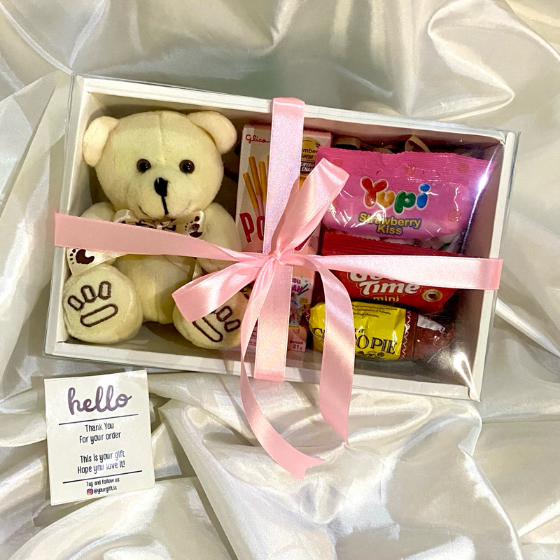 

Gift Box Boneka Snack by Yourgift.is
