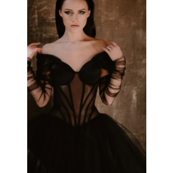 GAUN GOTIC HITAM SABRINA  SEXY GAUN MALAM SABRINA TULLE GAUN EKOR / gaun cantik mewah simple