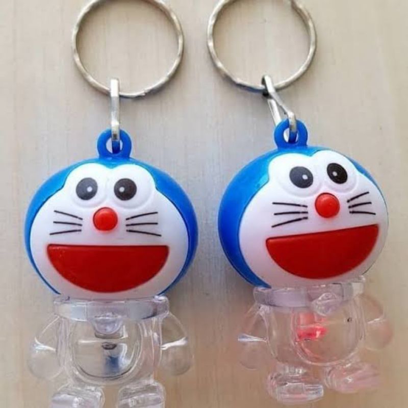 Gantungan Kunci Karakter Doraemon LED