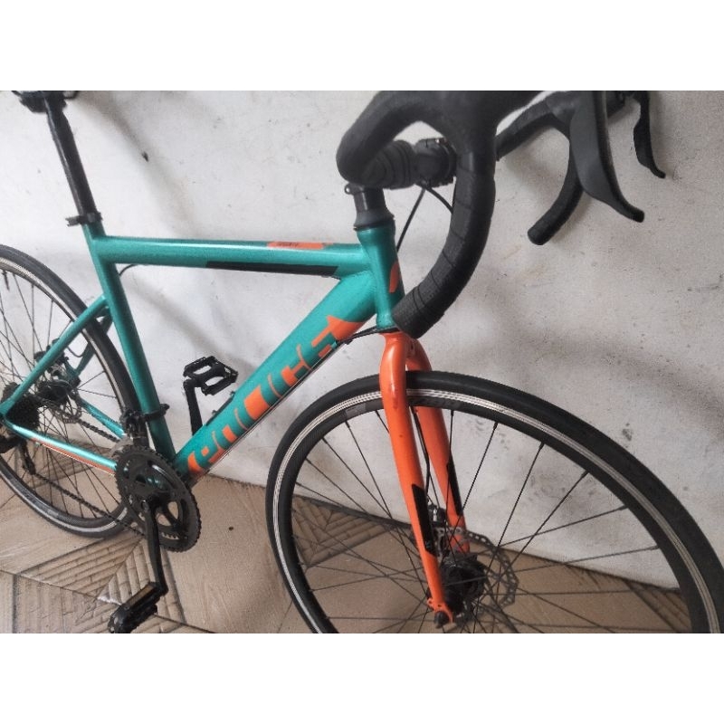 sepeda roadbike police Toronto St brifter