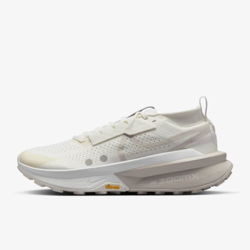 Nike ZoomX Zegama Trail 2 SAIL LIGHT OREWOOD BROWN