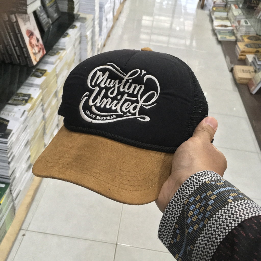 Topi Muslim United (Bonus Stiker)