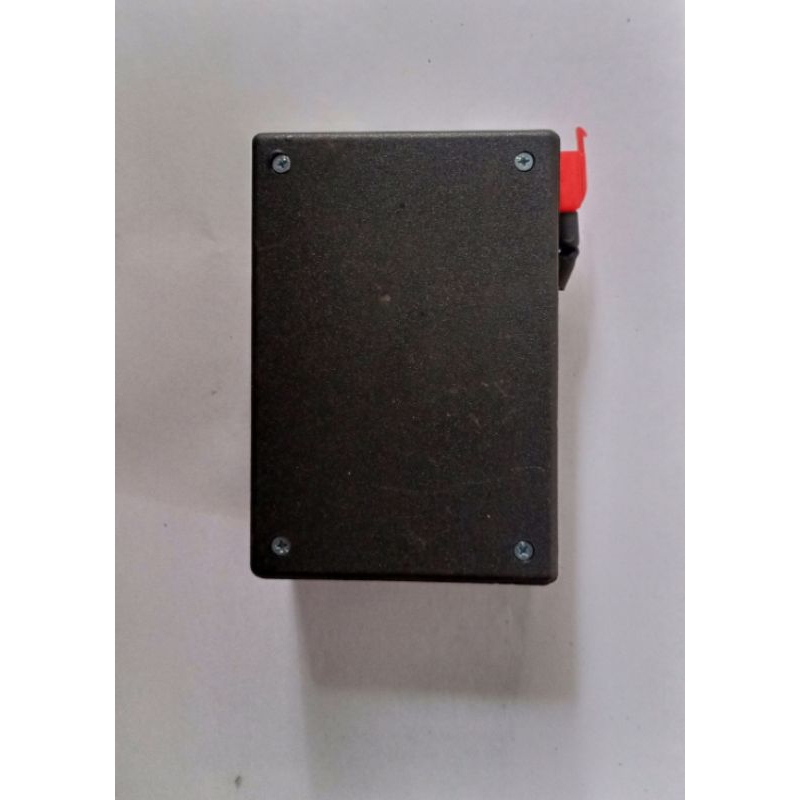 Batre Standard Mesin potong rumput elektrik.