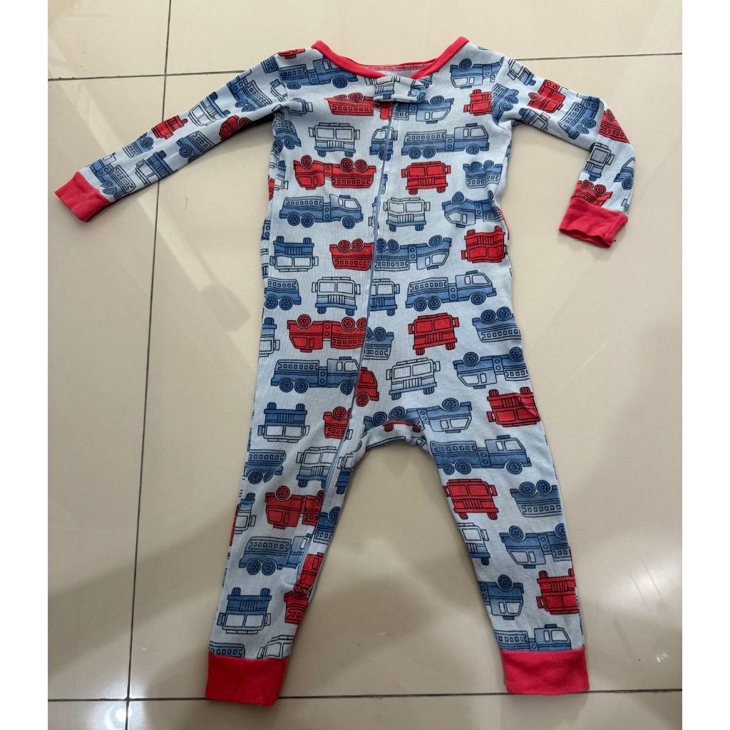 PRELOVED CARTER'S SLEEPSUIT ZIPPER CAR BABY / CARTERS BAJU TIDUR ANAK BAYI DENGAN RESLETING MOTIF MO