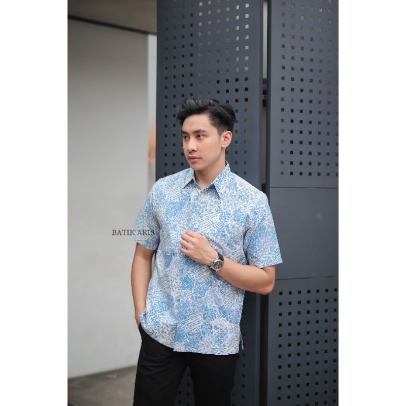 Batik Aris - LAKSANA | Kemeja Batik Pria Katun Lengan Pendek