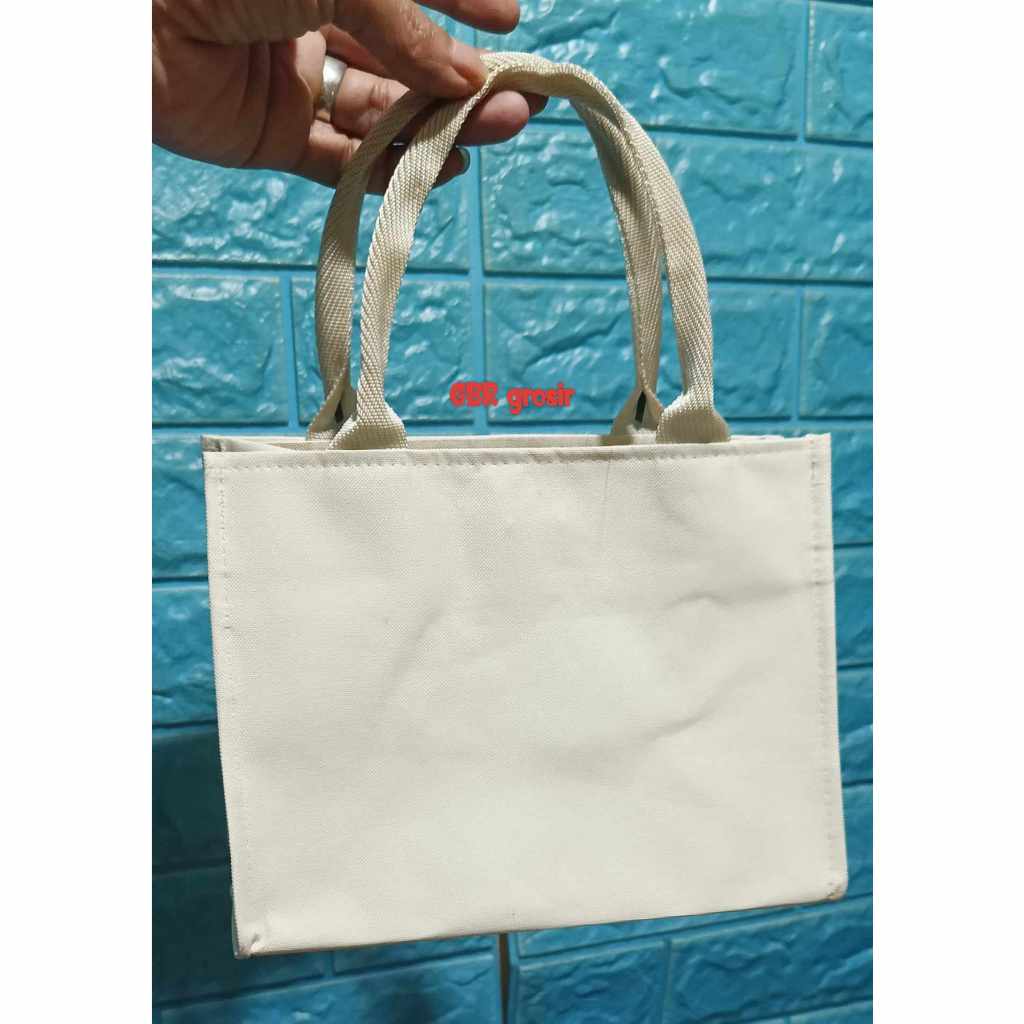 

Tas D300 CREAM / Tote Bag / Tas D300 CREAM