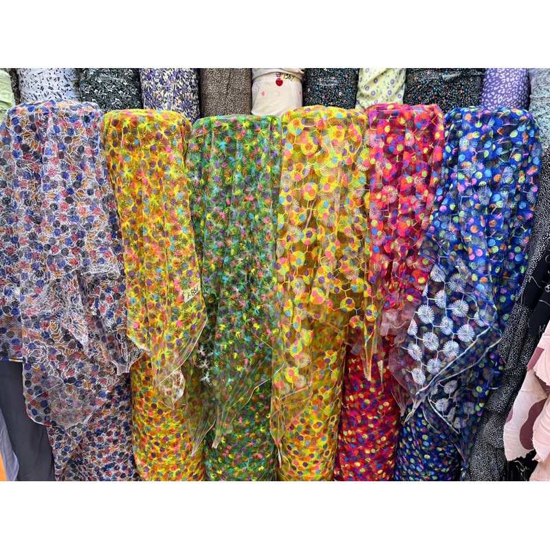 kain organza motif - organza antik - kain organza bordir - kain bordir organza antik