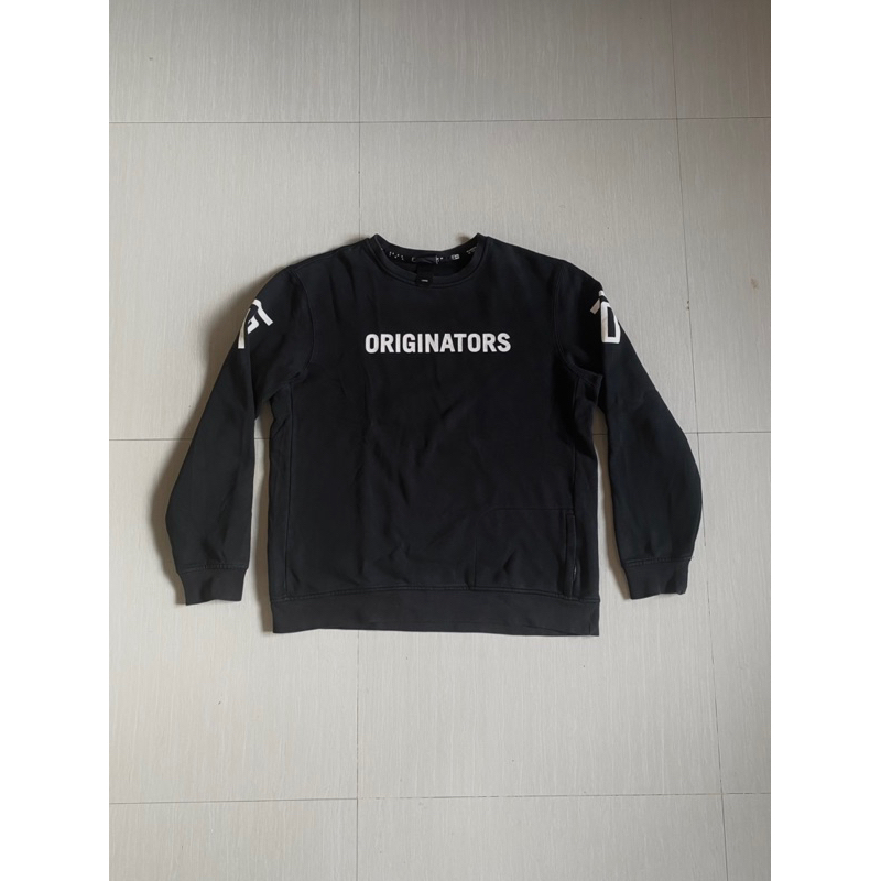 original second baju crewneck new era