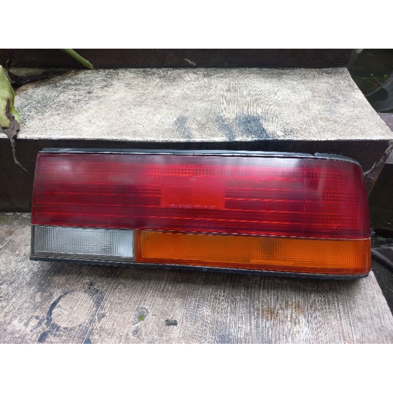 Stoplamp Lampu belakang Toyota Crown GS 131 original