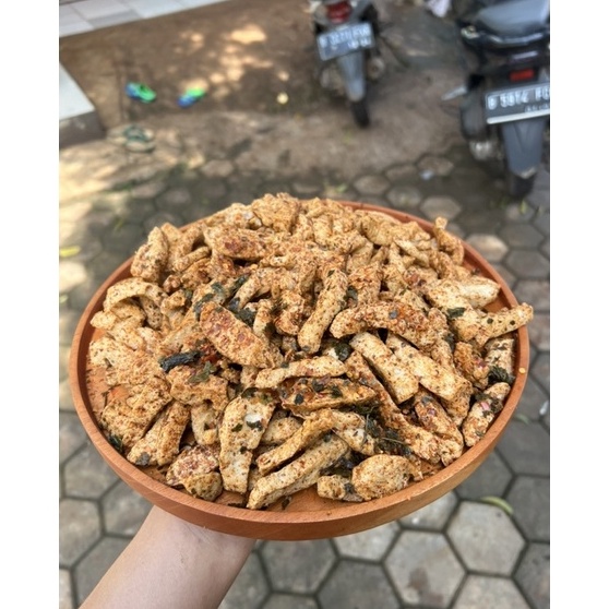 

Klasik Basreng hah pedas daun jeruk 25gr