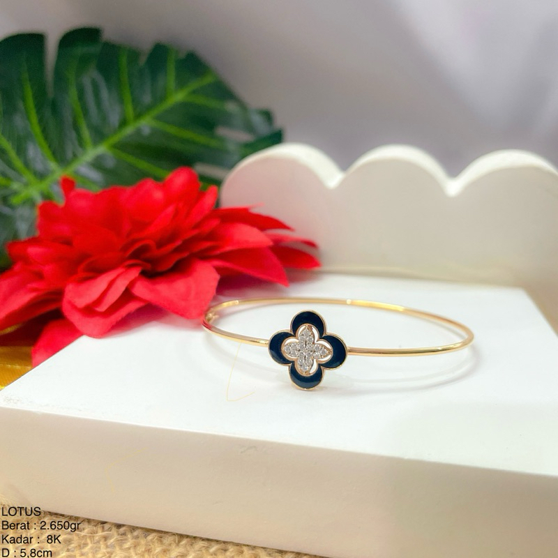 Perhiasan Gelang Emas Pipa Black Clover Permata LOTUS 8k/375