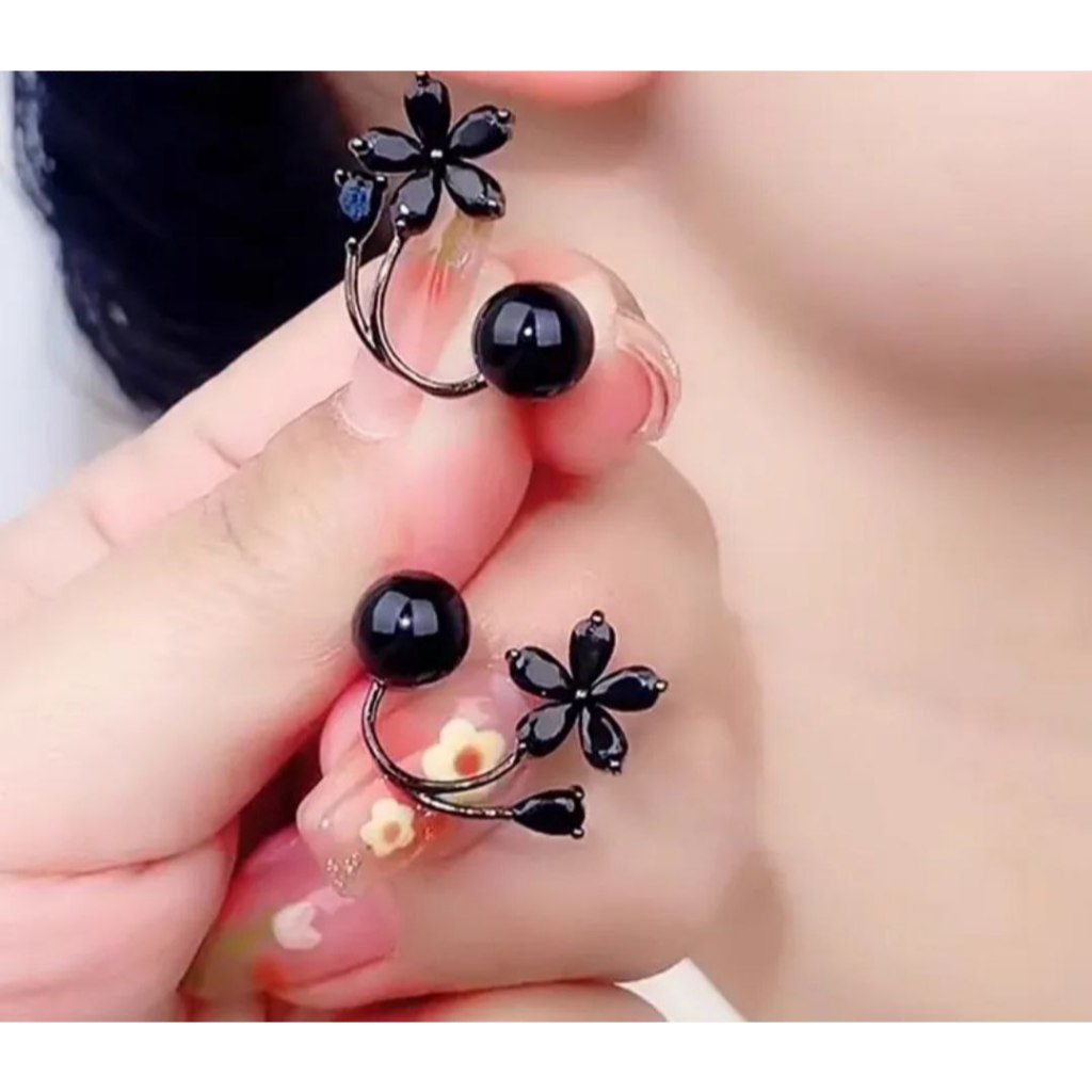 1073  -ANTING MUTIARA BUNGA HITAM