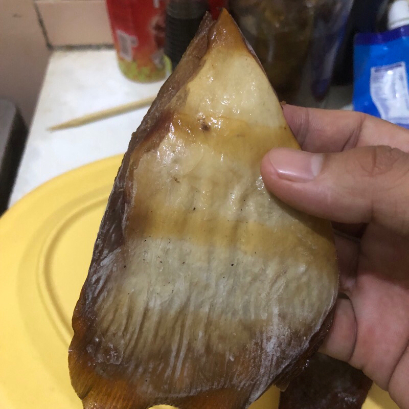 

Ikan Pari Asap Panggang fresh