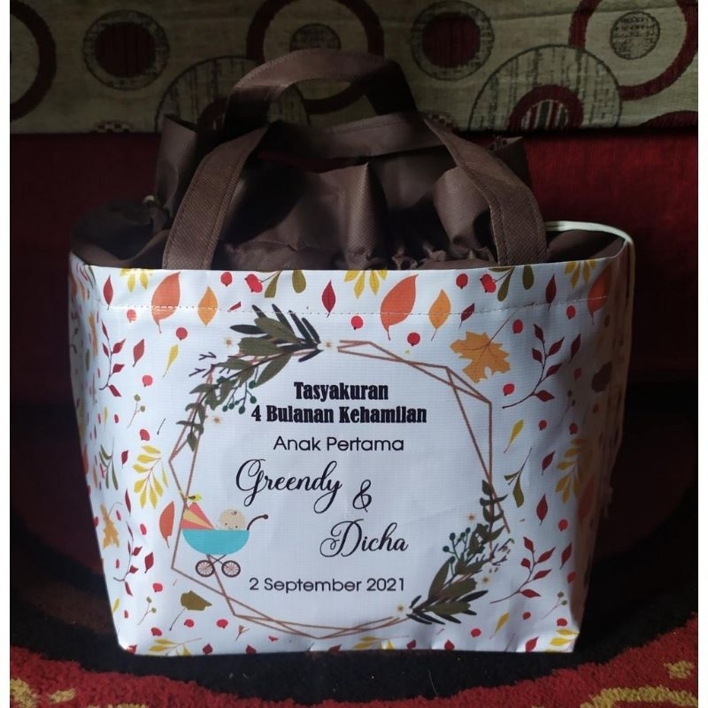 

tas berkat 4 bulanan/7 bulanan custom Uk.dus 22x22 cm