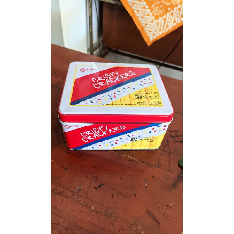 

Nissin Crispy Crackers