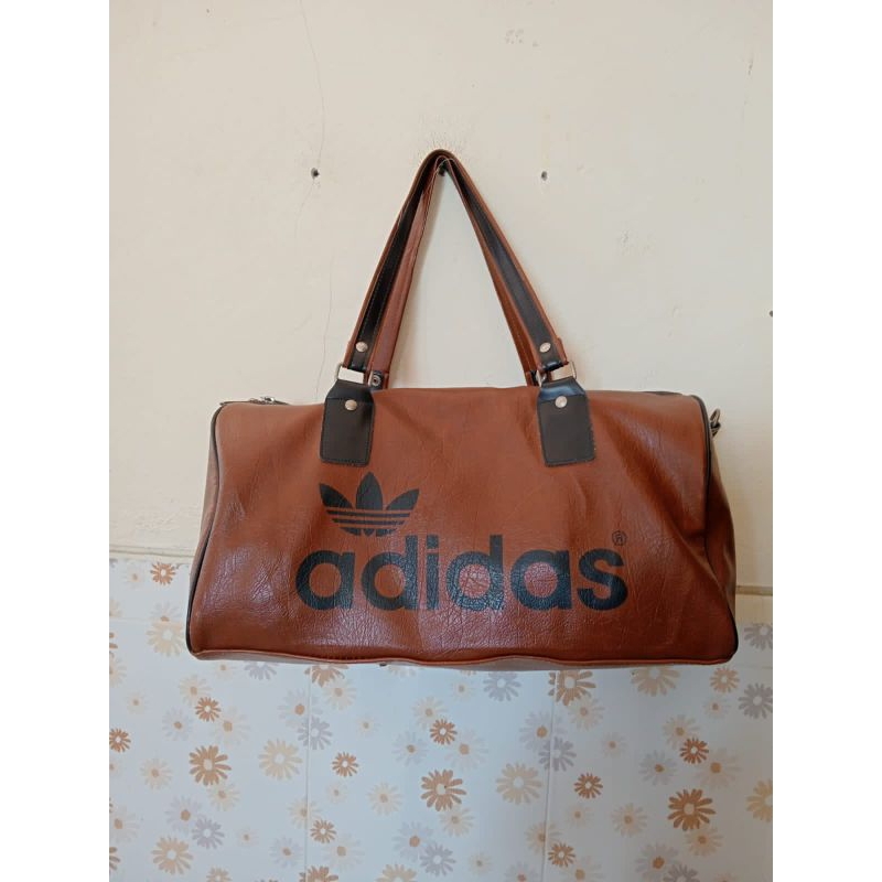 Adidas vintage bag