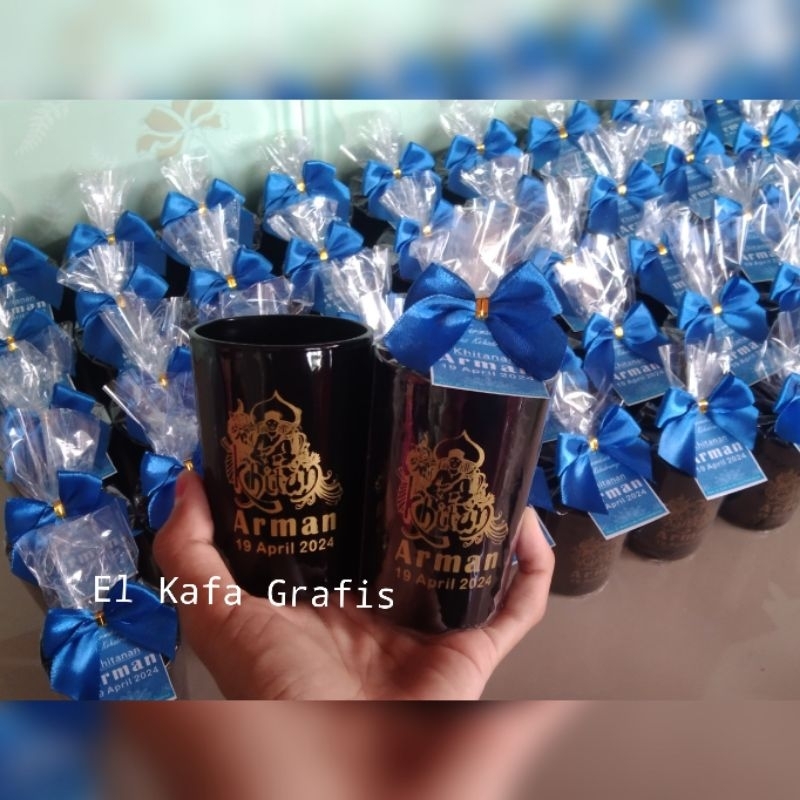 Souvenir gelas sablon | gelas spet hitam 8cm | Souvenir gelas cantik