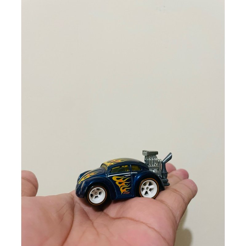 hotwheels super treasure hunt volkswagen beetle