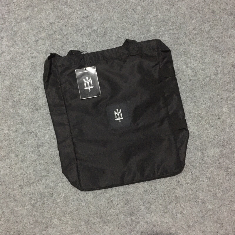 Monggo totebag mternal original resmiii not seringai x raisa Burgerkill dua sisi