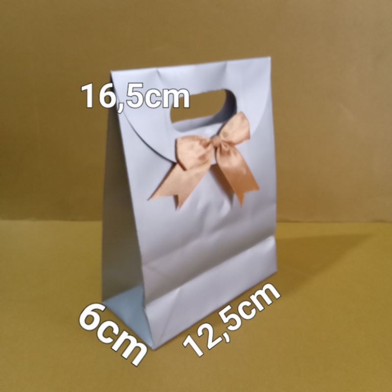 

paperbag polos pita warna ukuran S(12,5×6×16,5)cm isi 12pcs/pack