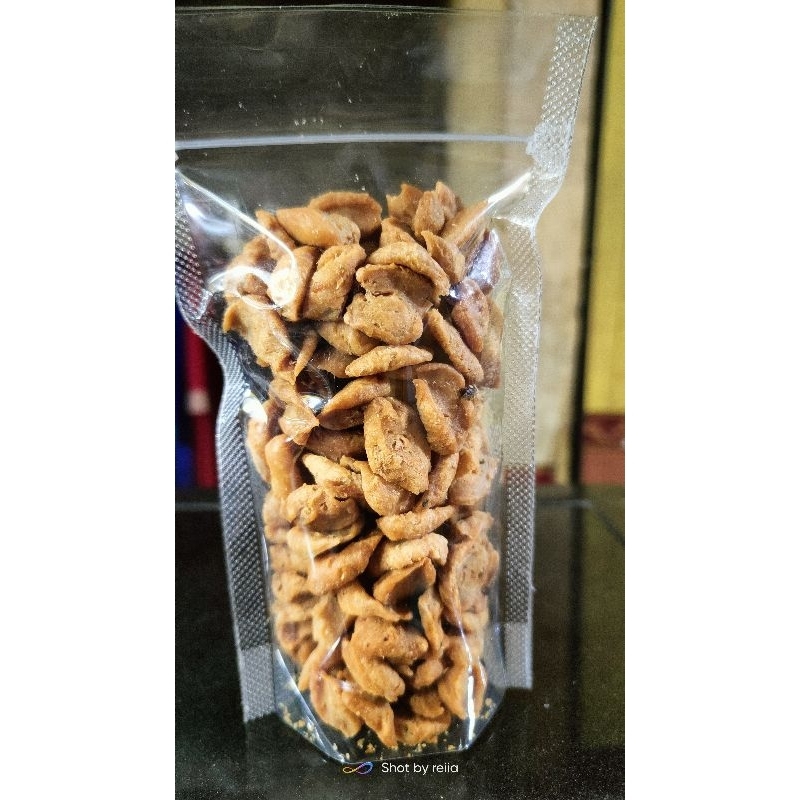 

kue bawang gunting padang