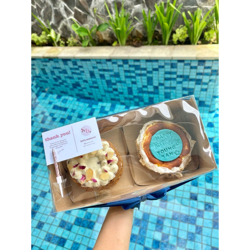 

CUSTOM PACKAGE (1 mini cake & 1 burnt cheesecake)