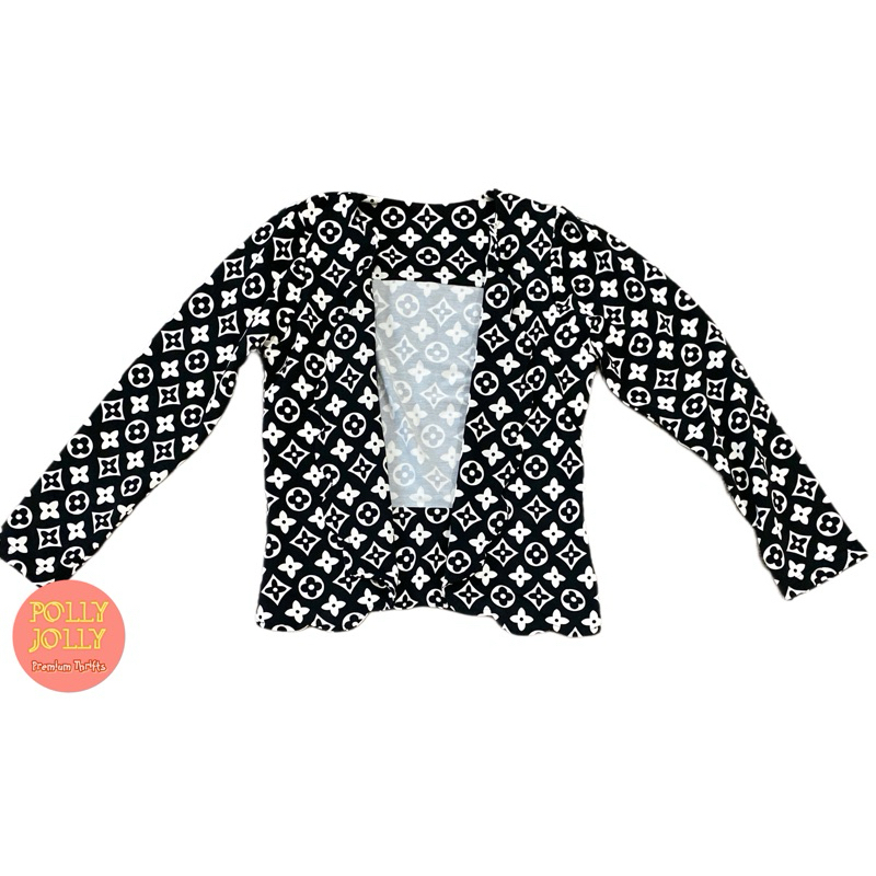 Outer Tangan Panjang Motif L*V Warna Hitam Putih (Preloved)