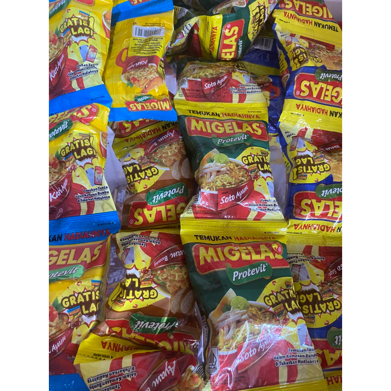 

Mie Gelas 1 renceng isi 10 pcs