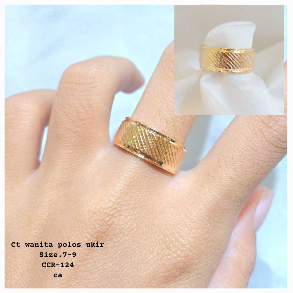 Cincin Wanita Baja Titanium Anti Karat dengan Desain List Hitam
