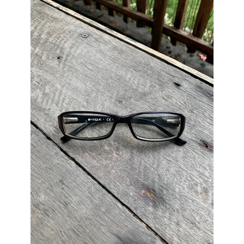 kacamata vogue second