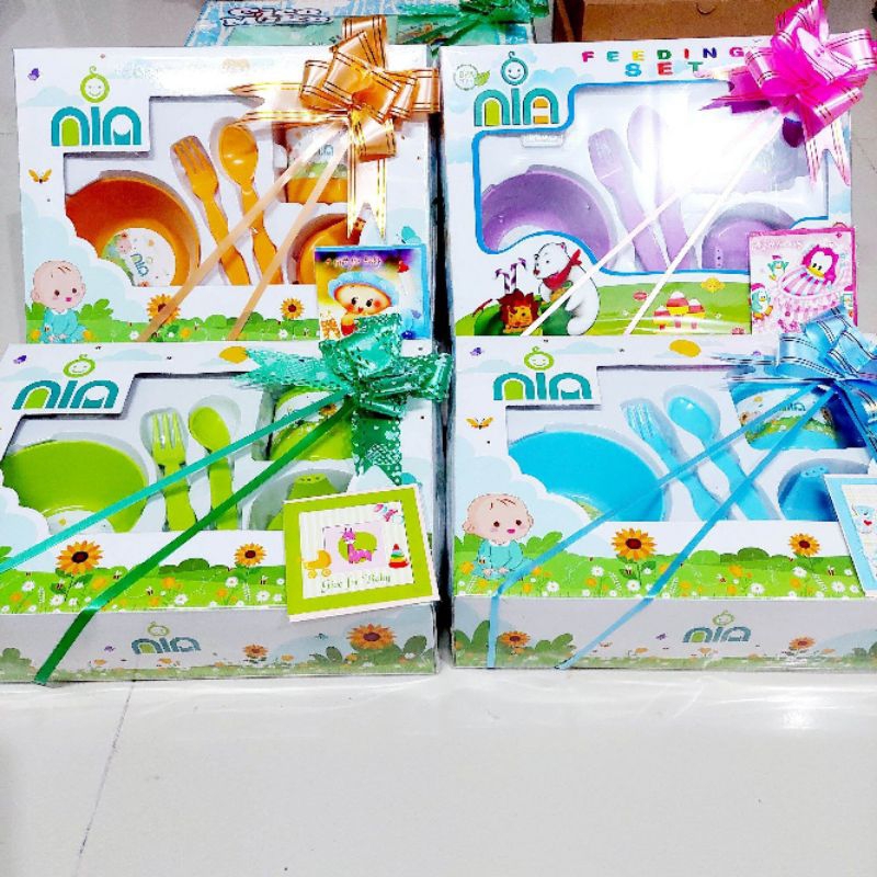 

hampers kado perlengkapan makan bayi