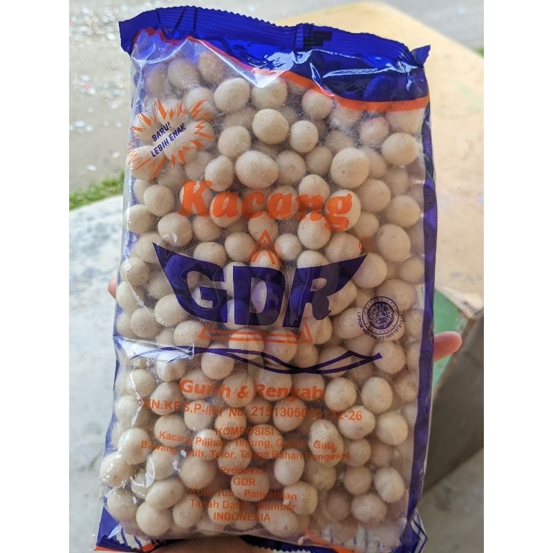 

Kacang Atom GDR kemasan 500gr Pengiriman Bukittinggi Padang