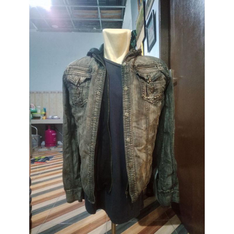 Jaket Levis Hoodie The Attic