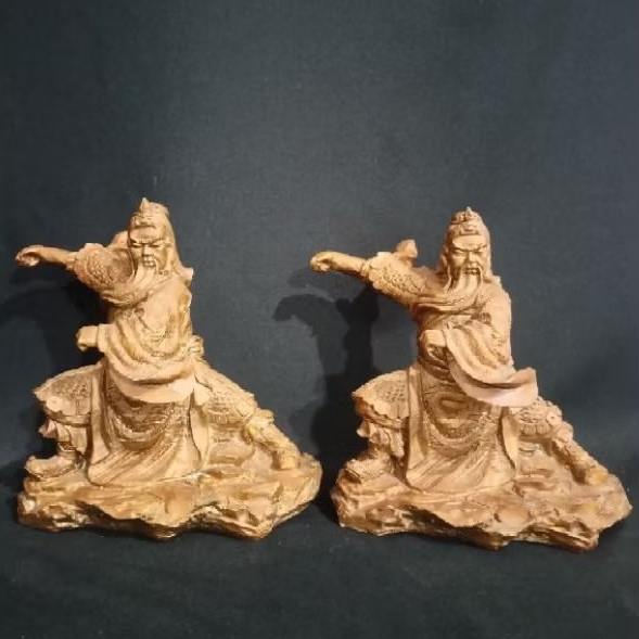 Patung Dewa Kwan Kong (2)